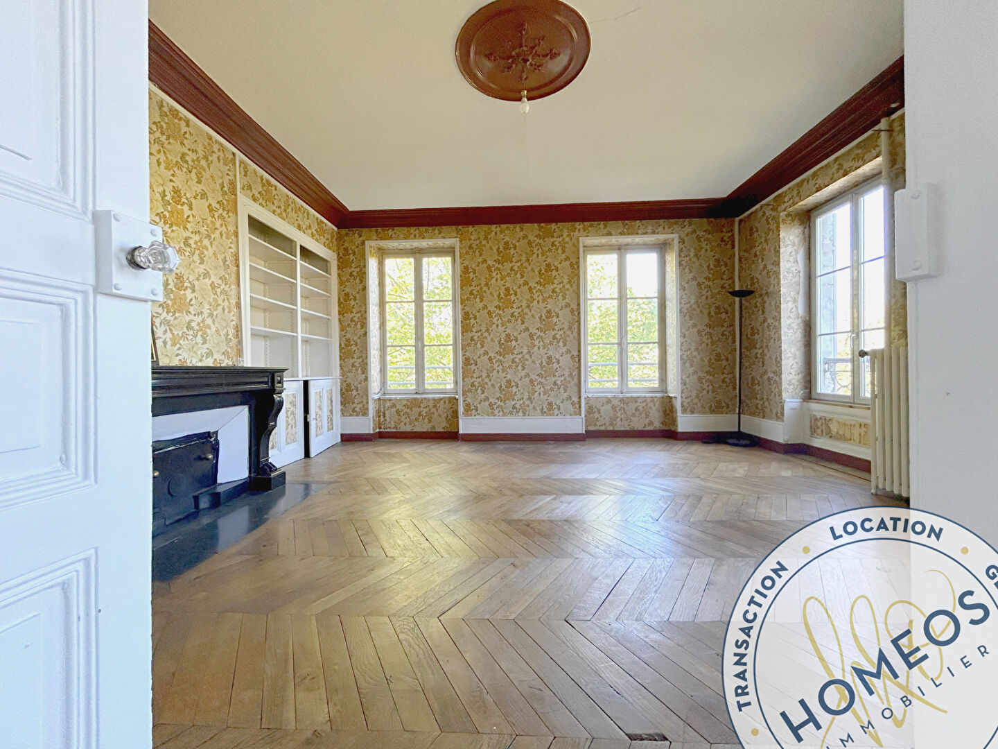 Appartement Bourg En Bresse 5 pièce(s) 157.36 m2
Appartement Bourg En Bresse 5 pièce(s) 157.36 m2