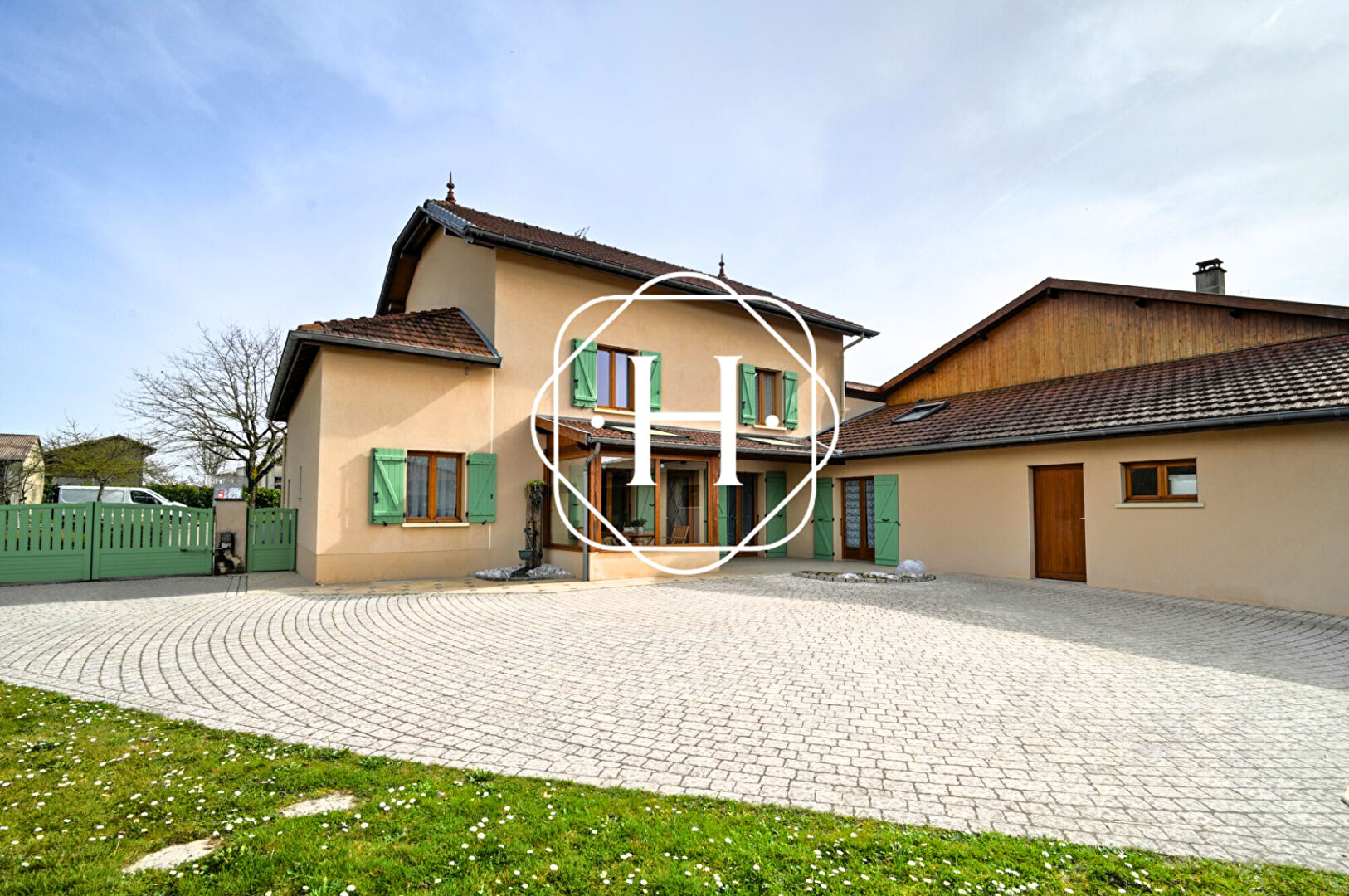 Maison familiale avec fort potentiel -180 m² – Saint-André-sur-Vieux-Jonc