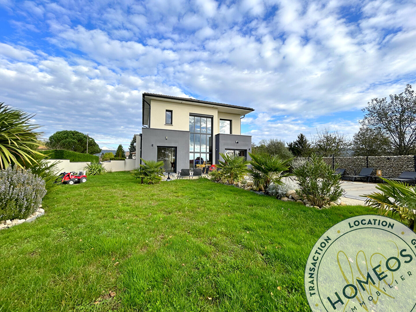 Maison Tossiat 6 pièce(s) 157 m2
