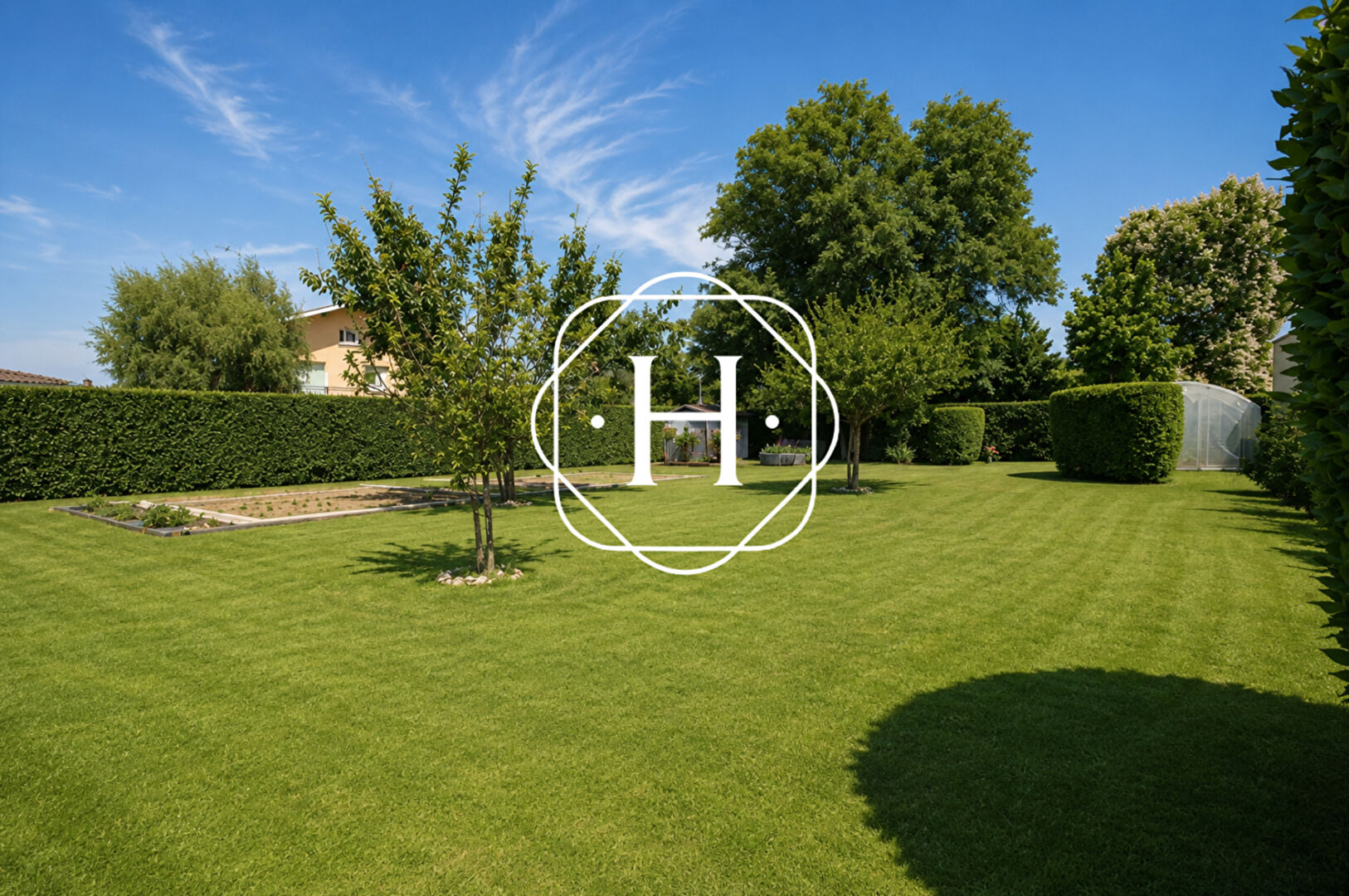 Terrain Saint Denis Les Bourg 610 m2